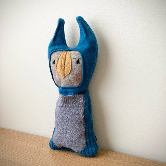 lucky cat 100% wool cashmere sweater doll rustic pillow folk art blue tan kitty - Picture 2 of 9